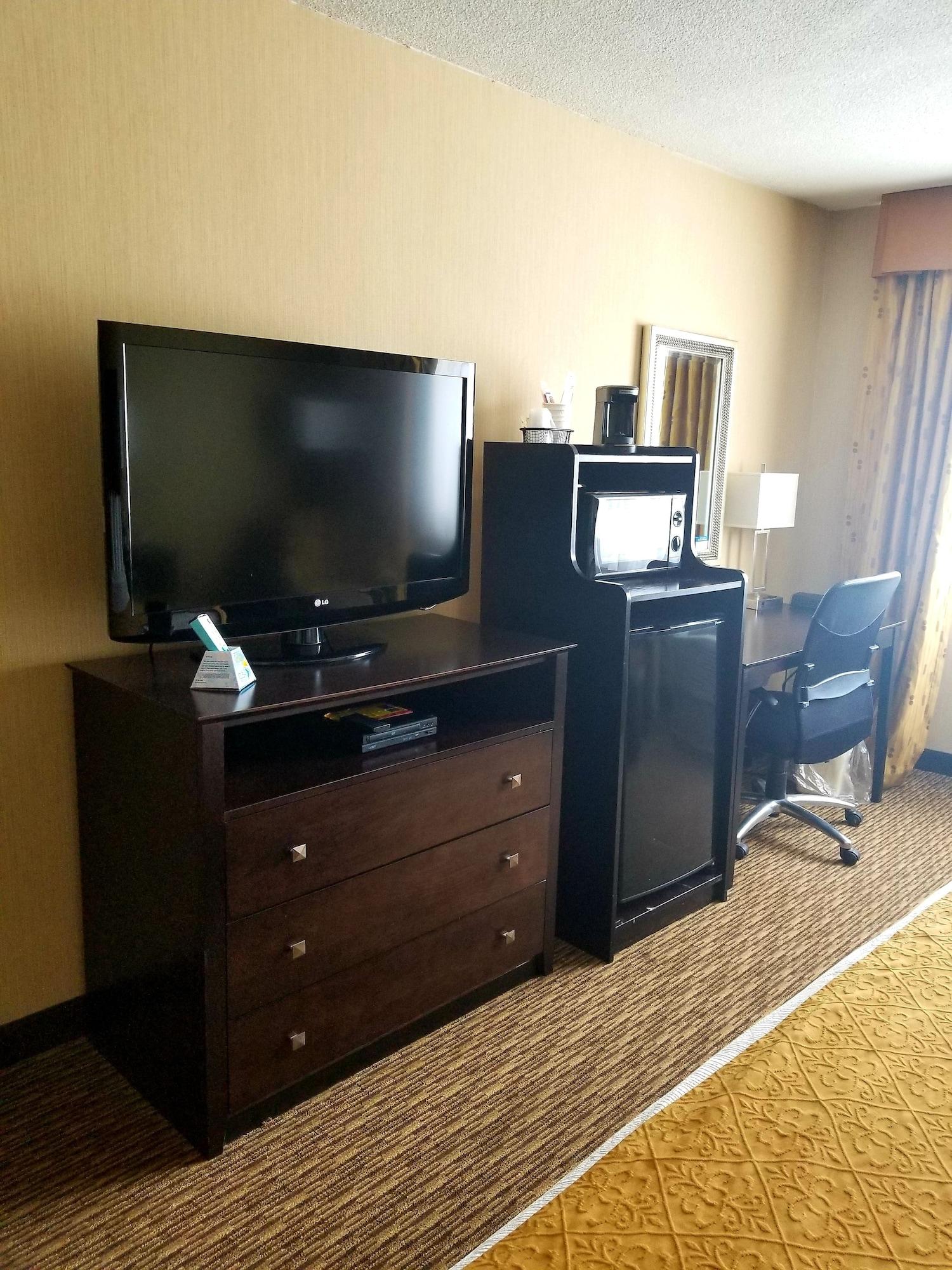 Best Western Watertown/Fort Drum Bagian luar foto