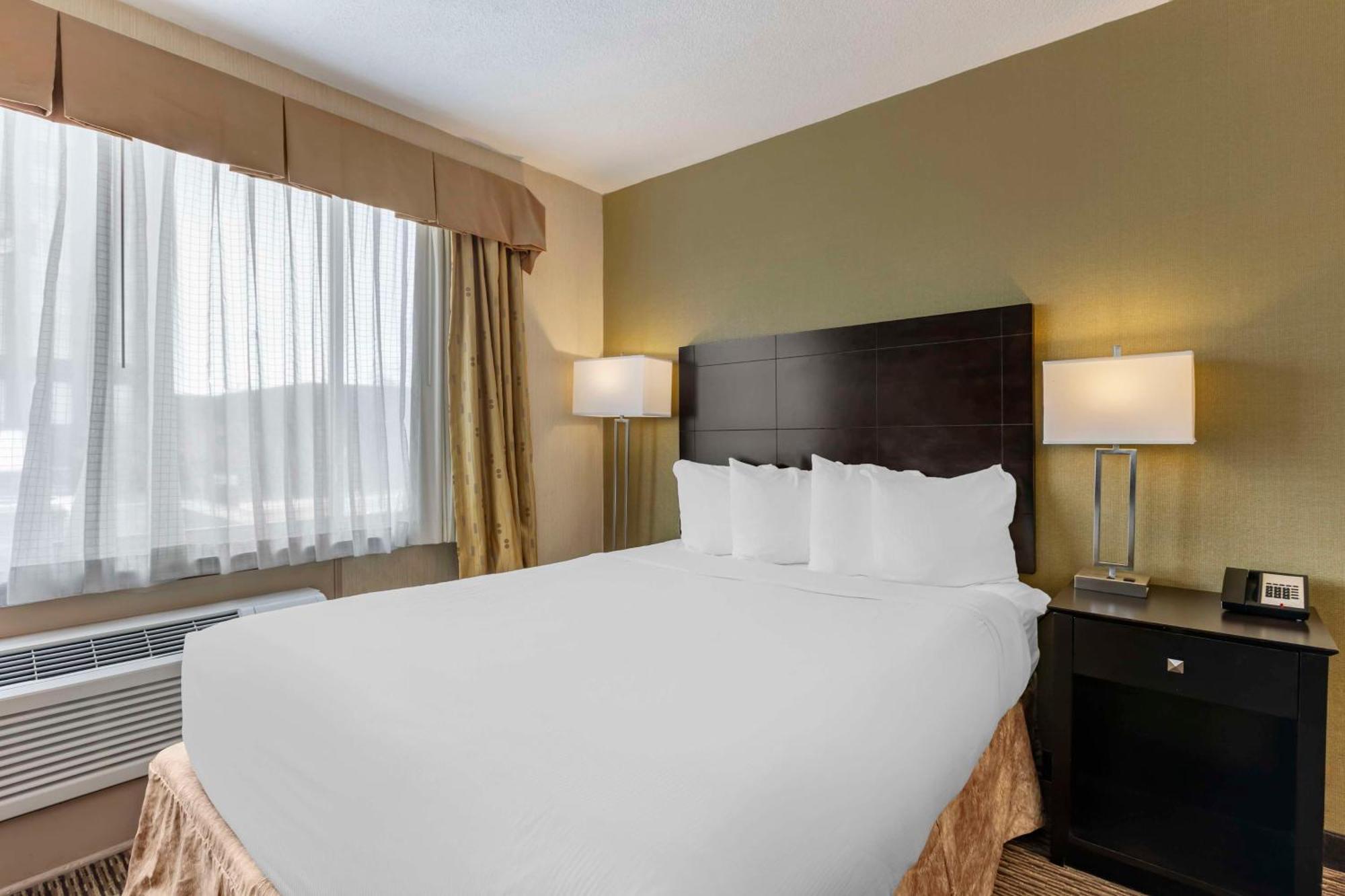 Best Western Watertown/Fort Drum Bagian luar foto