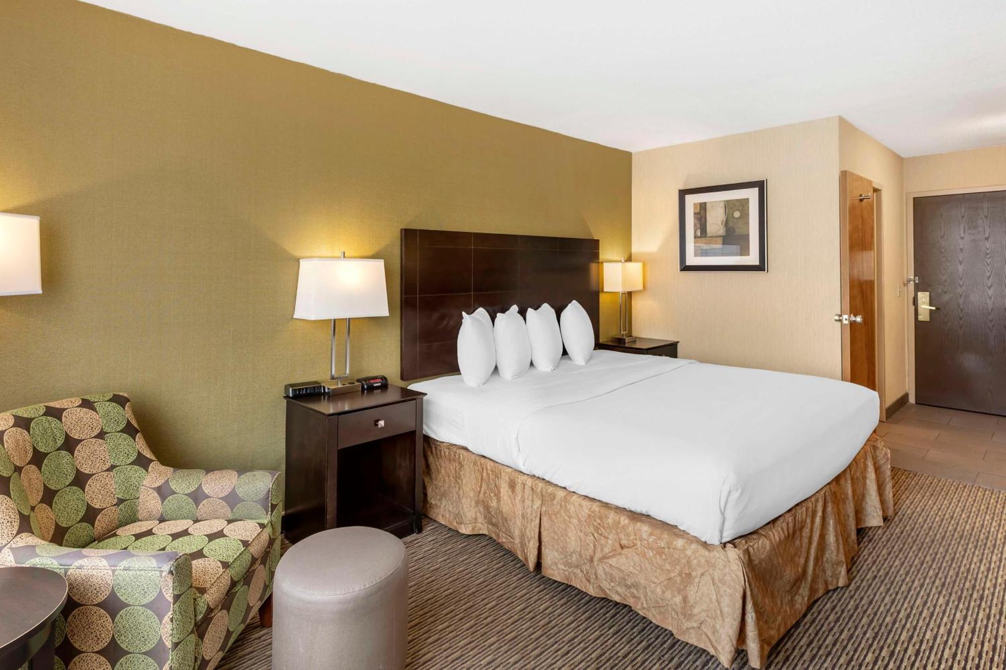 Best Western Watertown/Fort Drum Bagian luar foto